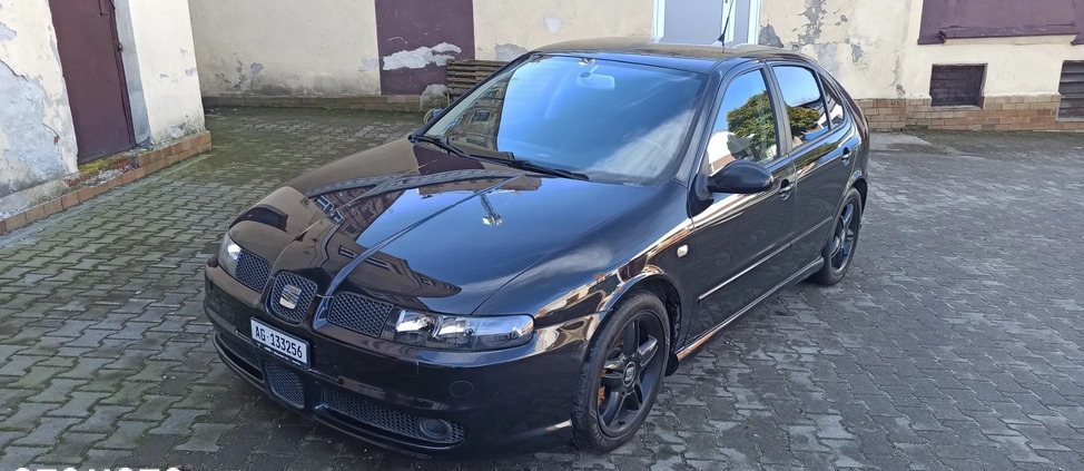 Seat Leon cena 26900 przebieg: 225000, rok produkcji 2004 z Radom małe 211